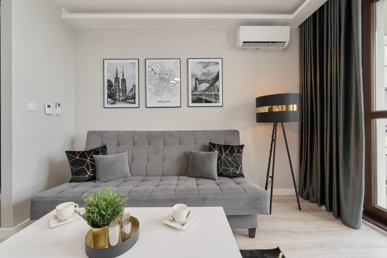 Odra Tower Apartment Center Of Wroclaw By Renters Prestige Dış mekan fotoğraf